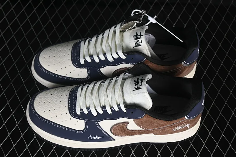All categories Nk Air Force 1 Air Force series Nk Air Force 1 Low Air Force low-top Nike Air Force 1'07 Low Stussy co-branded blue brown pig leather Air Force 1 low-top casual sneakers DF0188-105